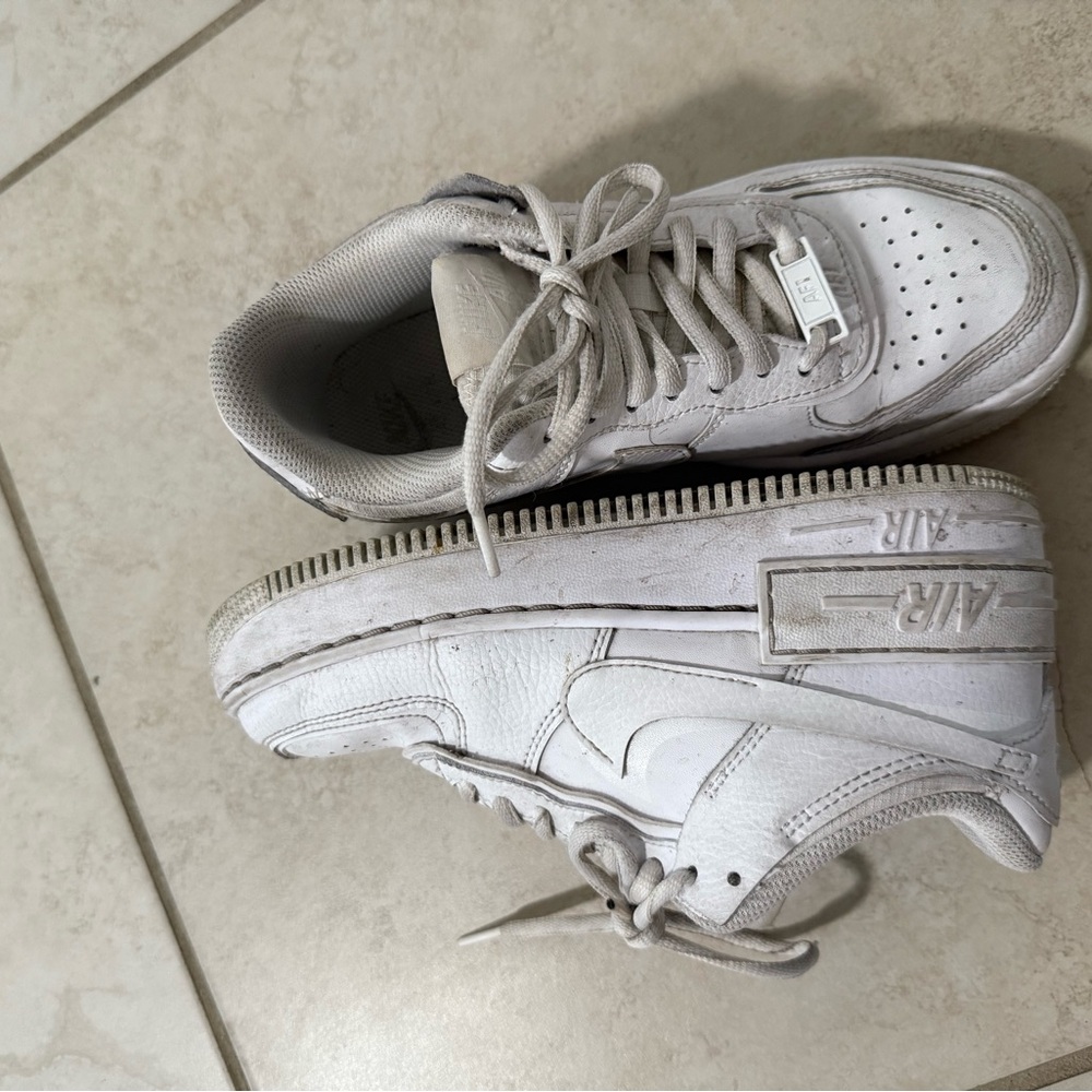 Nike Air Force 1 low Shadow triple white